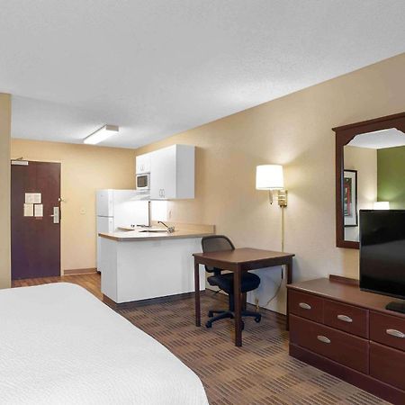 Extended Stay America Select Suites - Milwaukee - Waukesha Ngoại thất bức ảnh