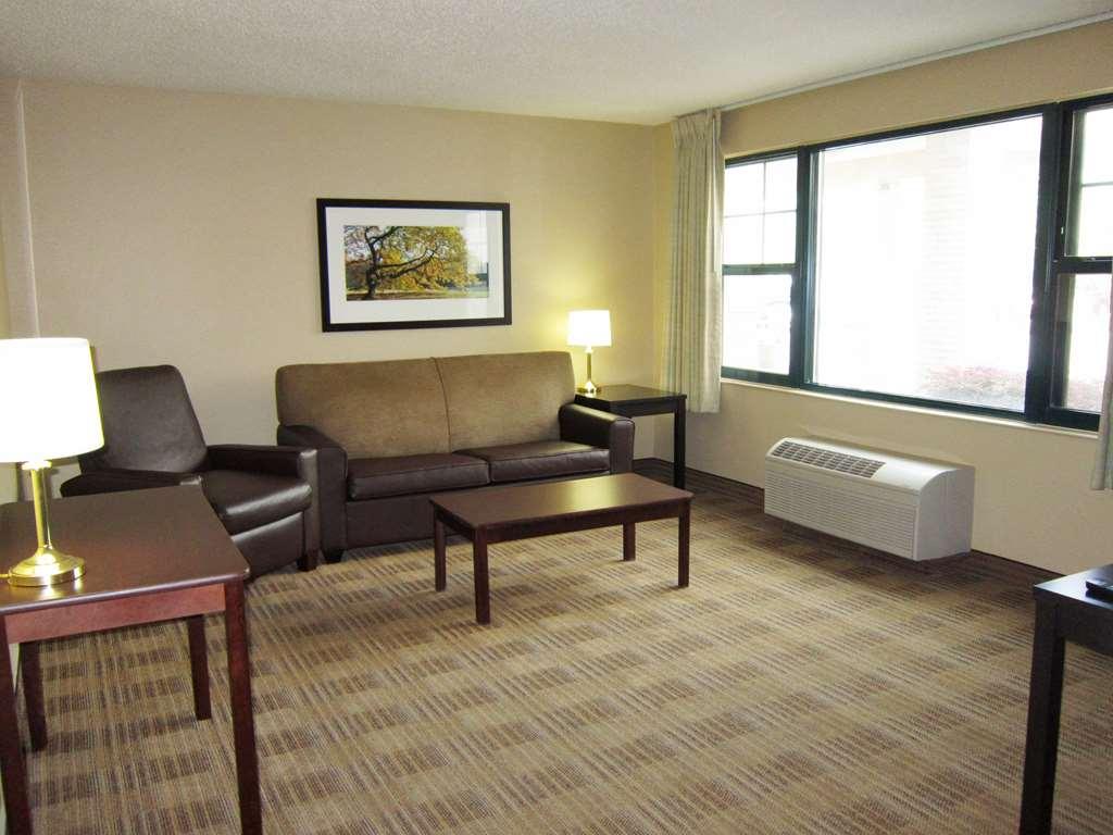 Extended Stay America Suites - Milwaukee - Waukesha Phòng bức ảnh