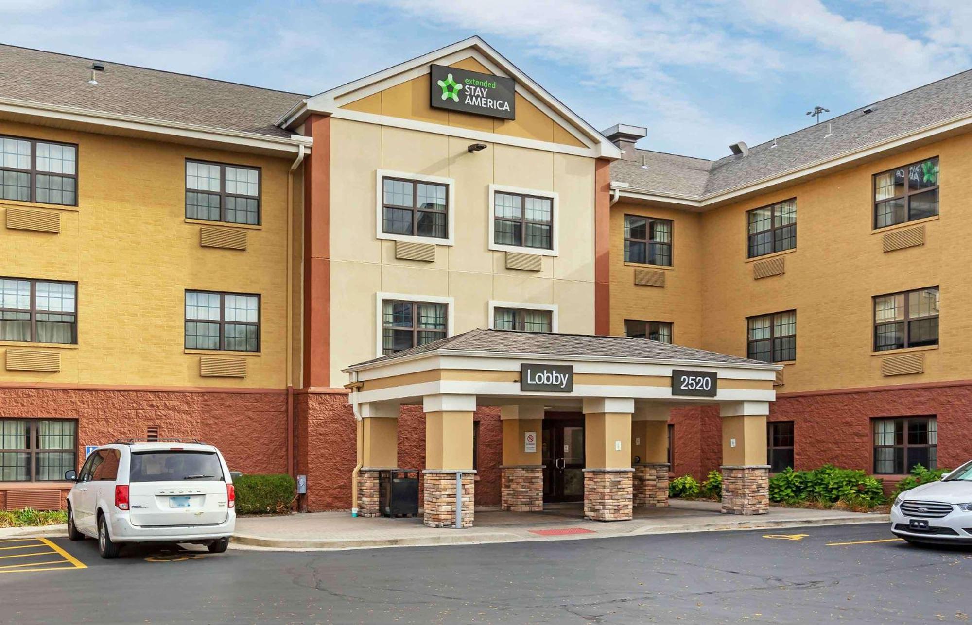 Extended Stay America Select Suites - Milwaukee - Waukesha Ngoại thất bức ảnh