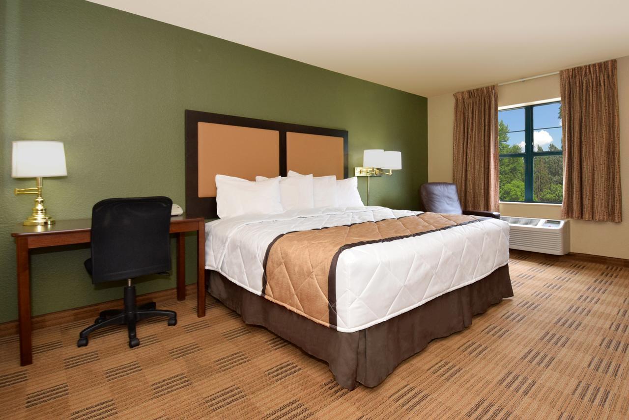 Extended Stay America Select Suites - Milwaukee - Waukesha Ngoại thất bức ảnh